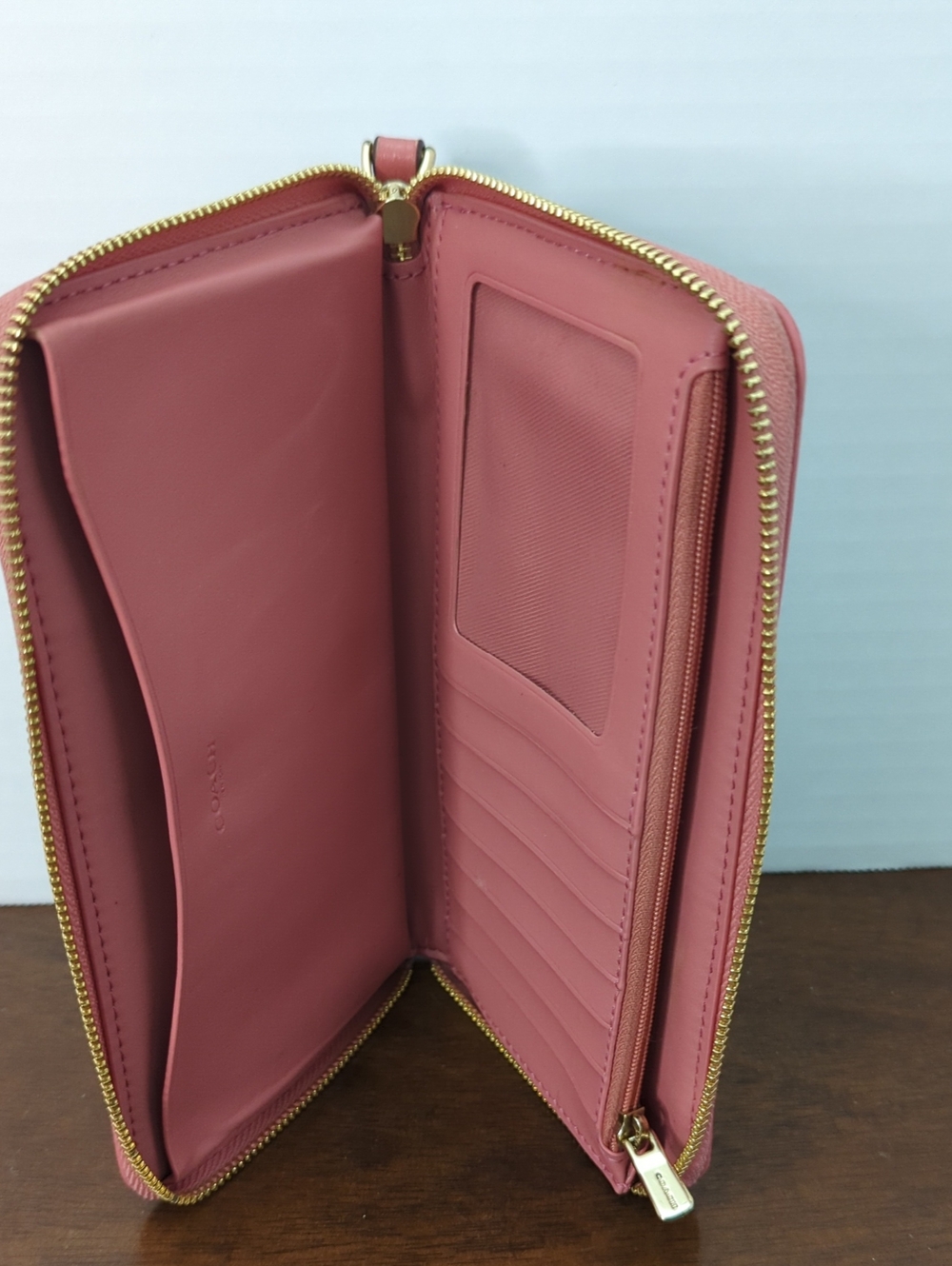 Coach Dempsey Large Phone Zip-Around Wallet . - Picture 5 of 11